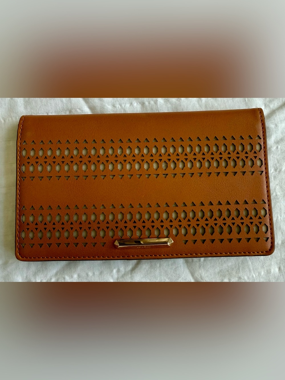 Stella & Dot Tan Laser-Cut Leather Clutch Style Wallet with Gold Accent